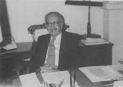 The author in his office as Special Assistant for Planning Management, Research Services, Library of Congress, August 1982 Courtesy of the Library of Congress