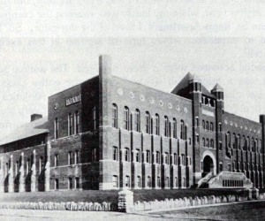 University School, Hough Avenue
