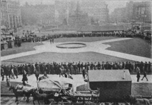 Getting ready to pitch the tent in the Public Square, Cleveland, 1902