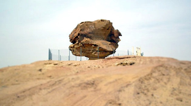 A recent photo of what is said to be the famous Rock where Antarah used to meet Abla” By AzizRP